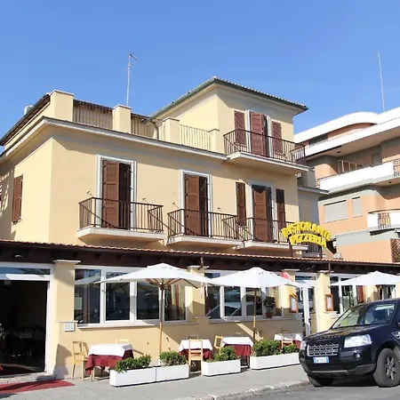 Szálloda La Caravella 3*